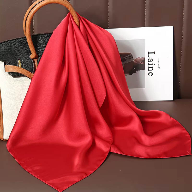 Luxury Bags Online - Sciarpa quadrata di seta tinta unita