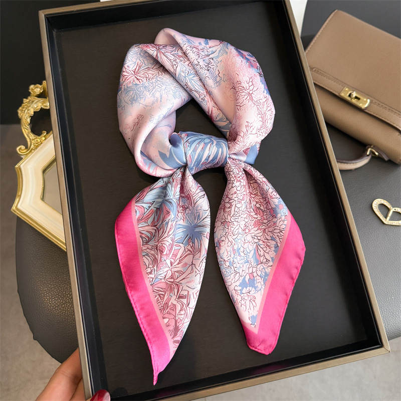 Luxury Bags Online - Sciarpa di lusso con stampa di
