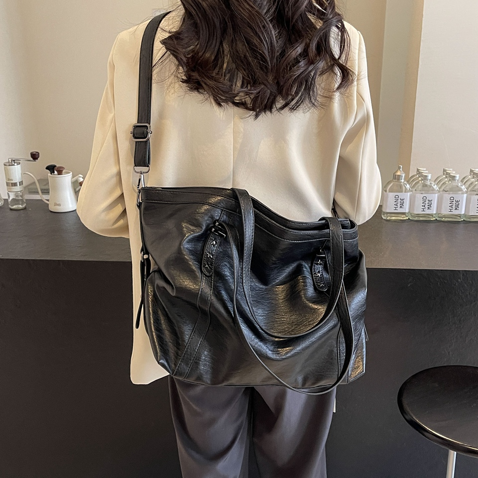 Borse a Tracolla Nere Grandi d - Luxury Bags For Travel recensione e prezzo
