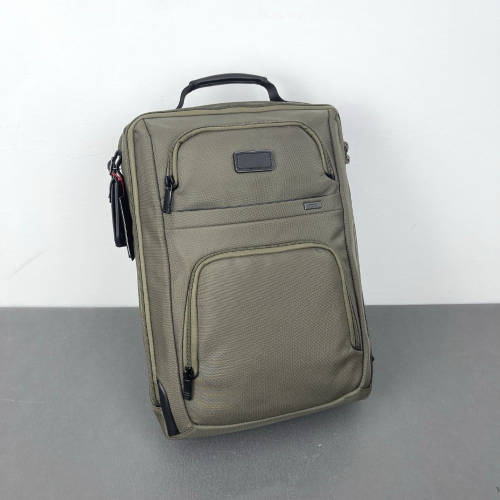 Zaino da uomo di lusso, in nyl - Luxury Bags For Travel recensione e prezzo