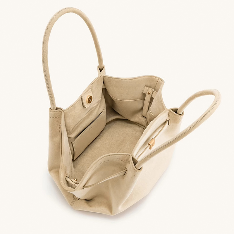 Borsa Tote Trapeze JW PEI Hana - Quiet Luxury Bags Tote recensione e prezzo