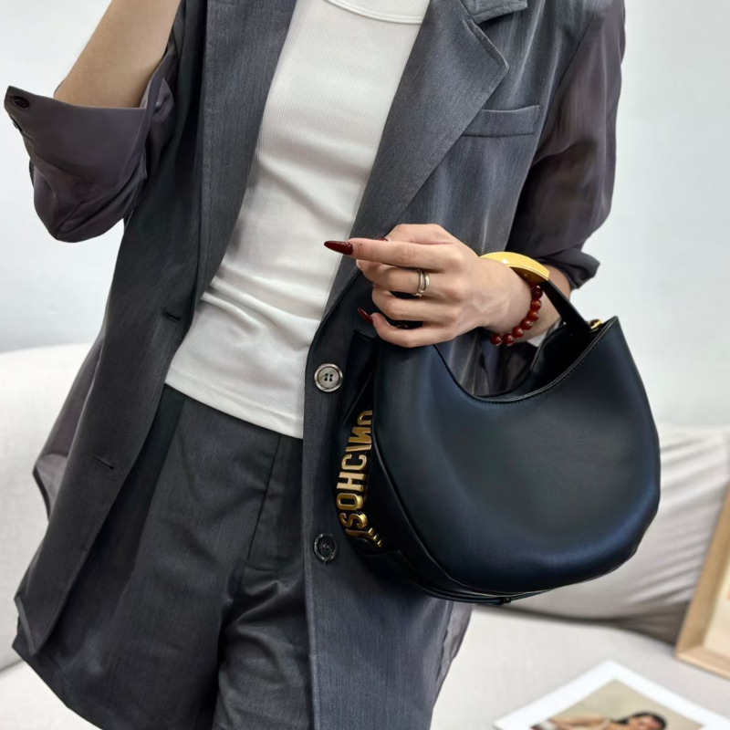 Borsa a secchiello da donna a  - Luxury Bags Online recensione e prezzo