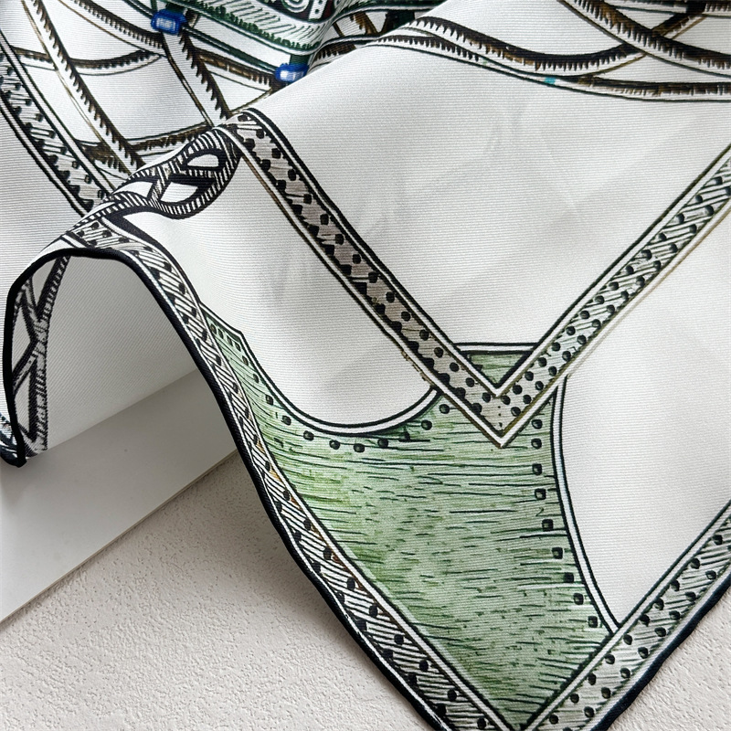 Sciarpa in seta 100%, 90 cm, s - Luxury Bags And Accessories recensione e prezzo