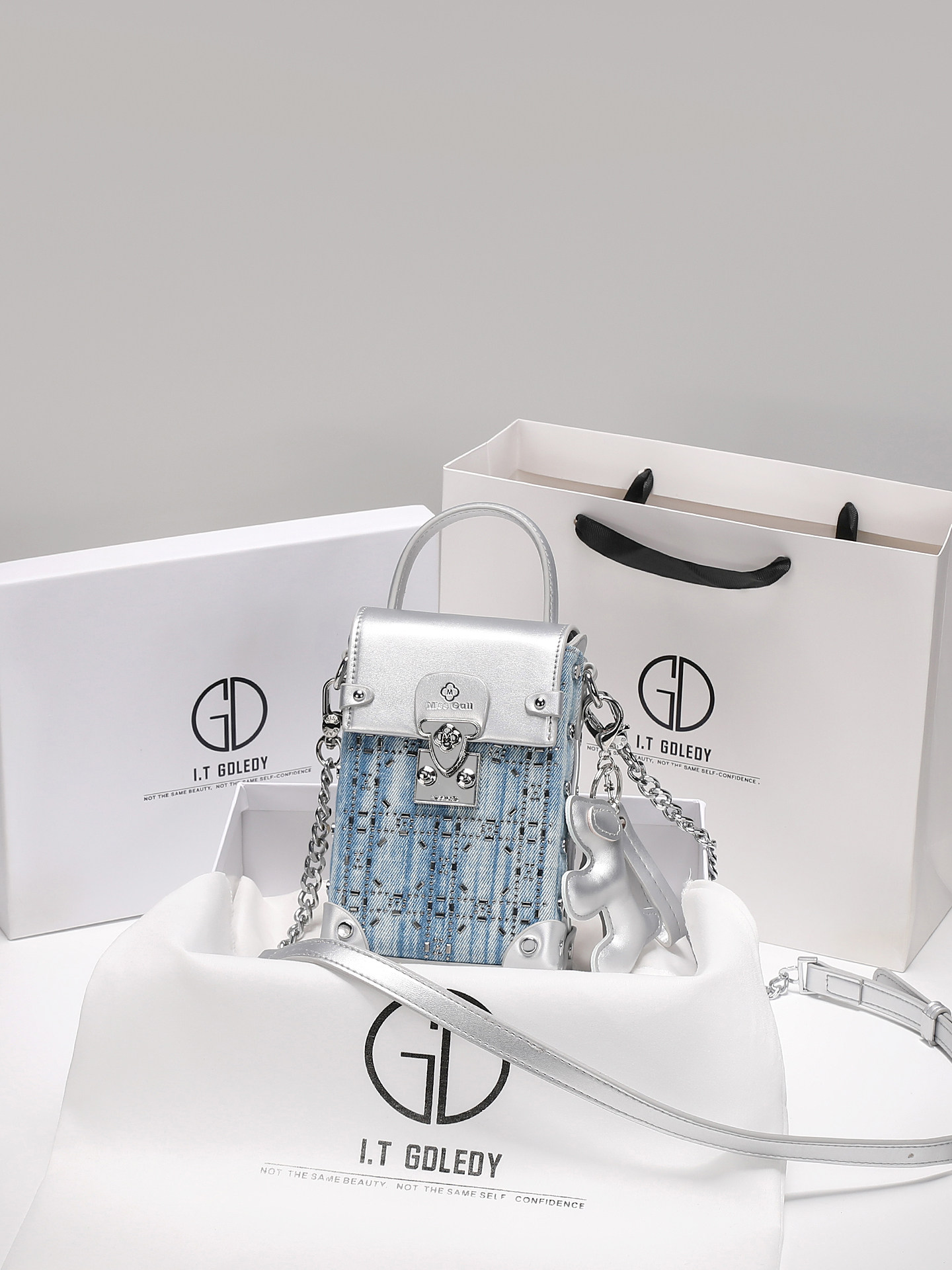 Borsa a tracolla da donna di n - Luxury Bags Denim recensione e prezzo