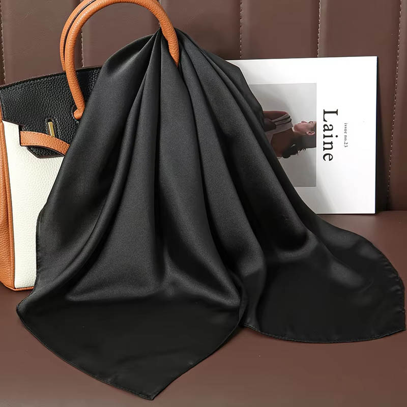 Sciarpa quadrata di seta tinta - Luxury Bags Online recensione e prezzo